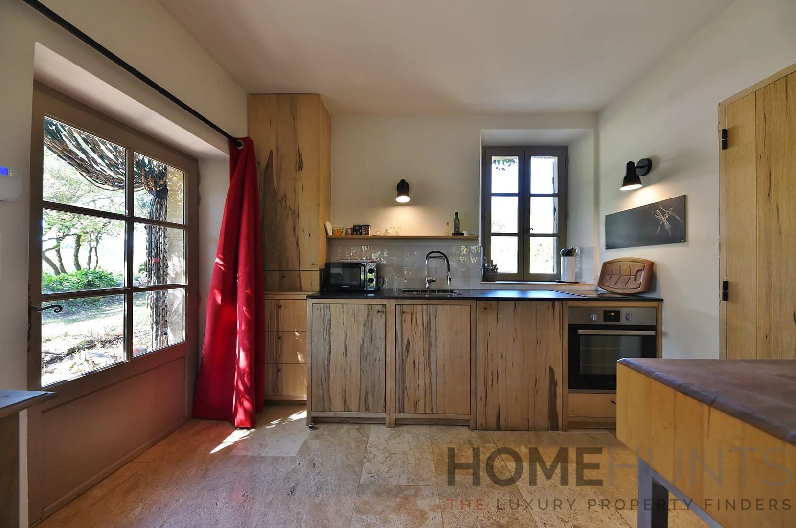 property_HH-16152011-20