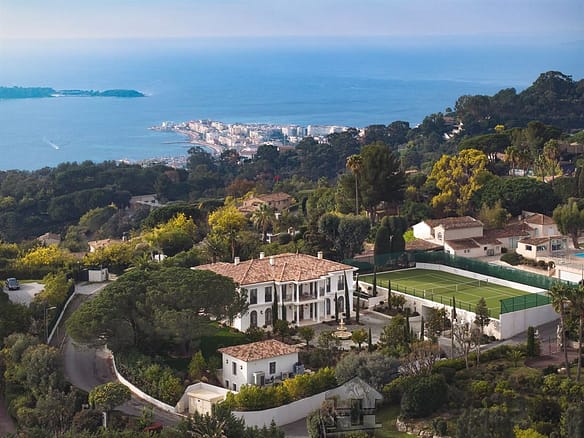 7 Bedroom Villa/House in Cannes 3