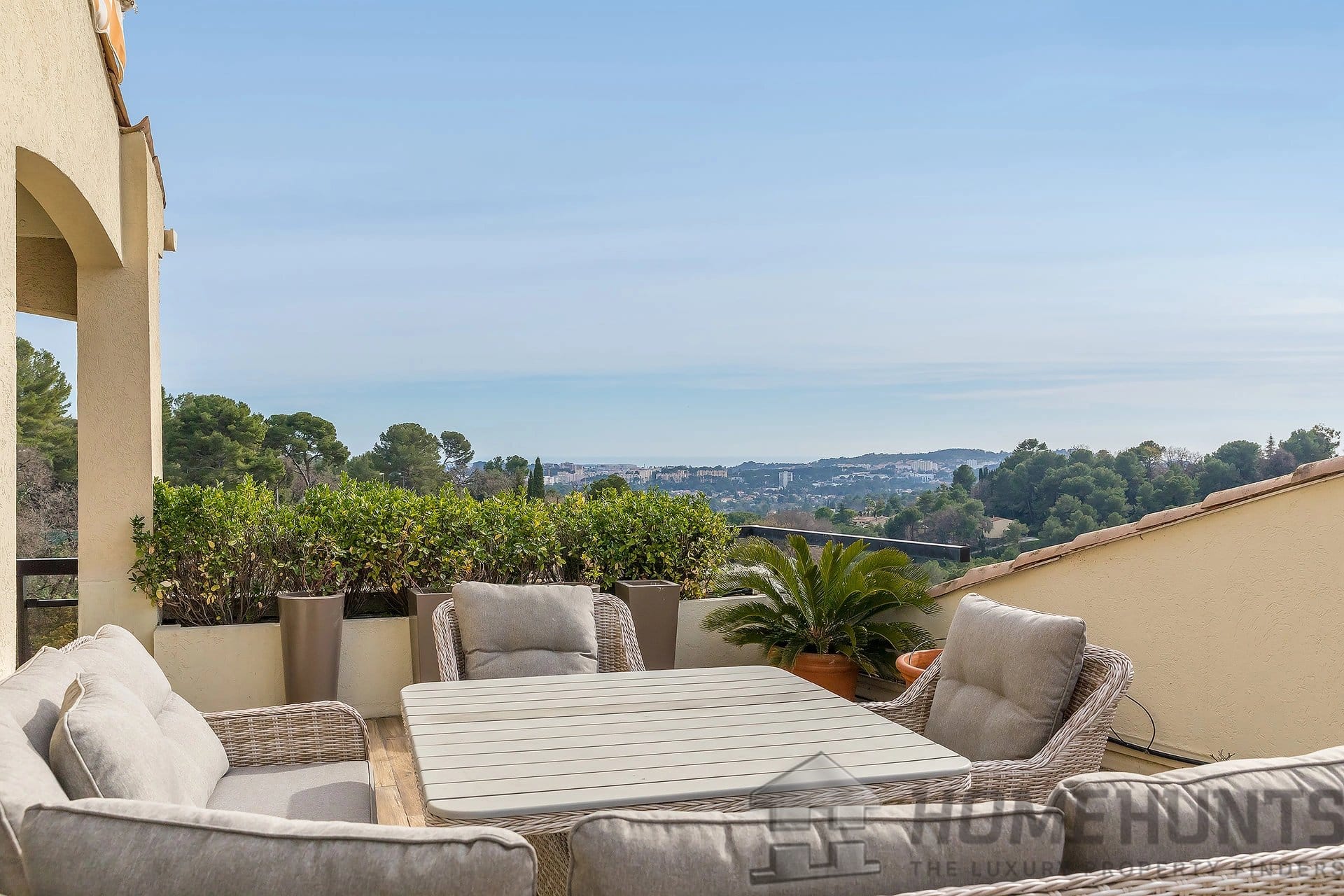 Apartment For Sale in Mougins 10