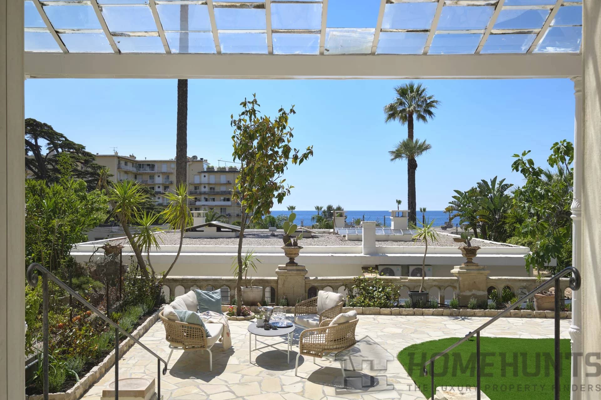 Apartment For Sale in Cannes 7