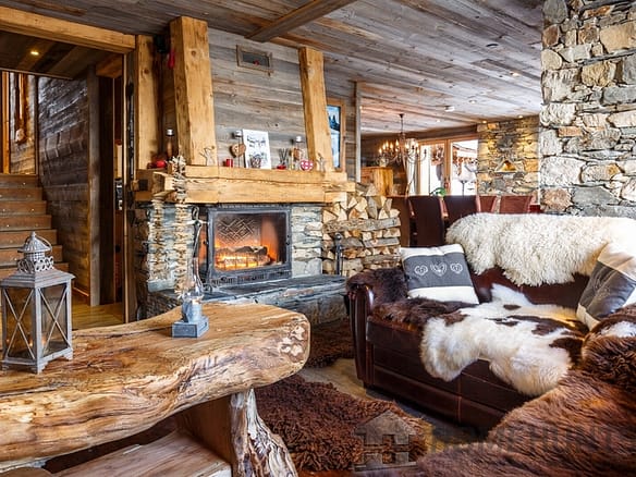 Chalet For Sale in Les Coches 13