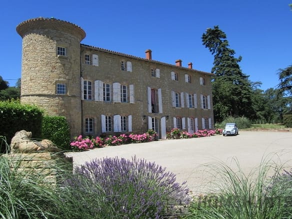 Castle/Estates For Sale in Toulouse 13