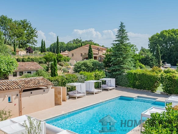 Villa/House For Sale in Aix En Provence 11