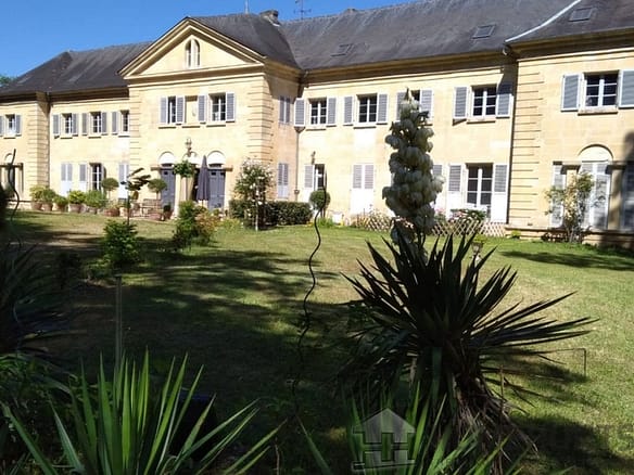 Villa/House For Sale in Perigueux 11