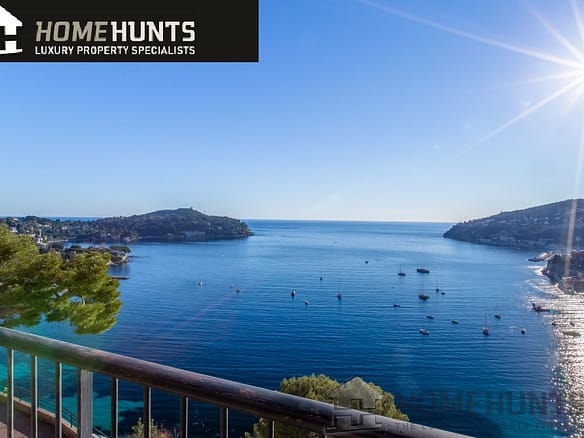 Apartment For Sale in Villefranche Sur Mer 11