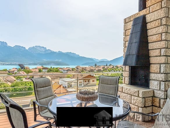 Villa/House For Sale in Sevrier 15