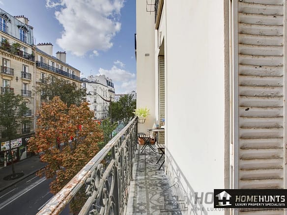 Apartment For Sale in Paris 18th (Montmartre - Abbesses) 15