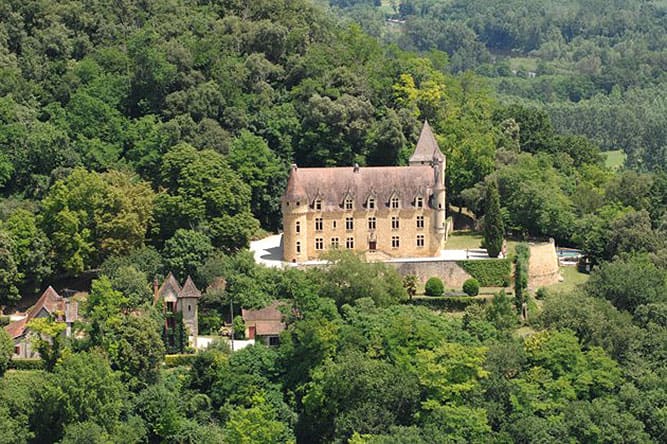 How to buy a château on a budget 1