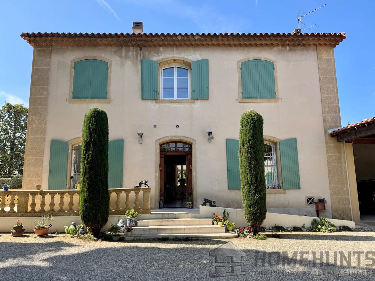 5 Bedroom Villa/House in Marseille 3
