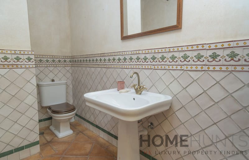 property_HH-15641103-16