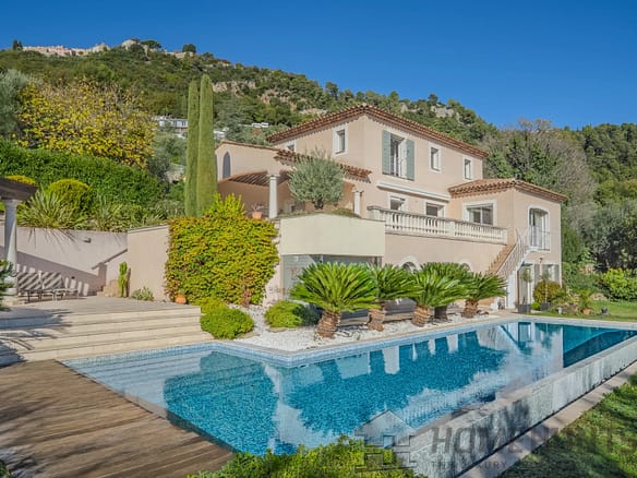 5 Bedroom Villa/House in Cabris 7