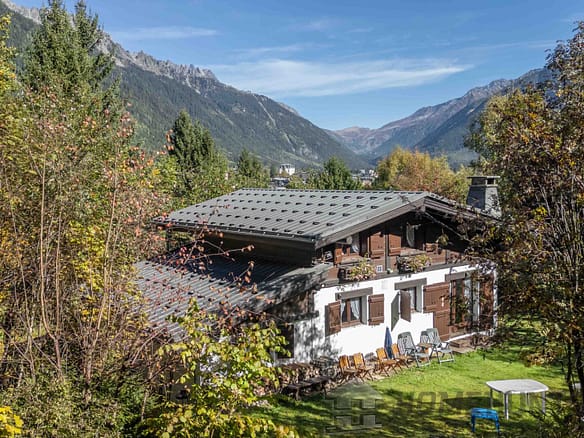 2 Bedroom Chalet in Chamonix 6