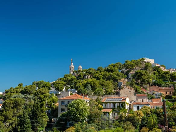 4 Bedroom Villa/House in Marseille 2 4 Bedroom Villa/House in Marseille 2