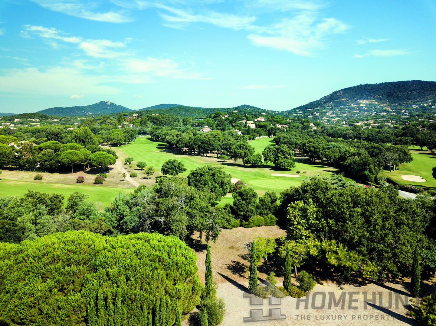 Villa/House For Sale in Grimaud 2