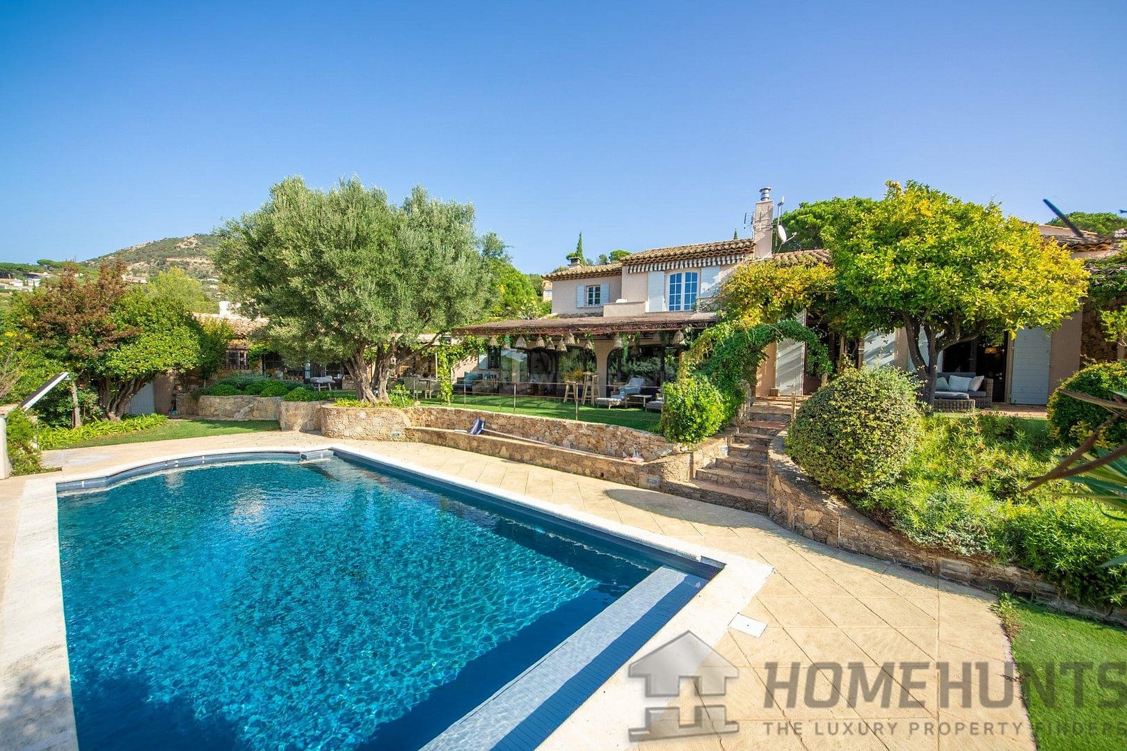 Villa/House For Sale in Grimaud 3