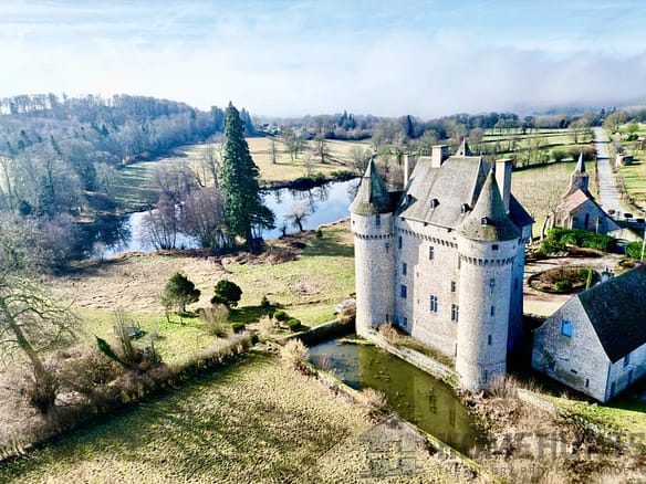 Castle/Estates For Sale in Aubusson 12