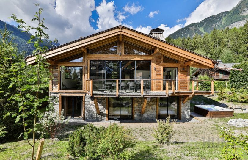 5 Stunning Properties for Sale in Chamonix 2