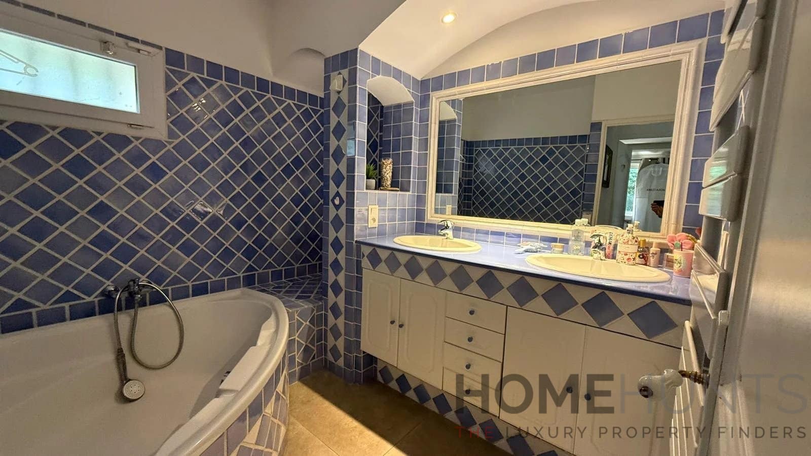 property_HH-16110638-10