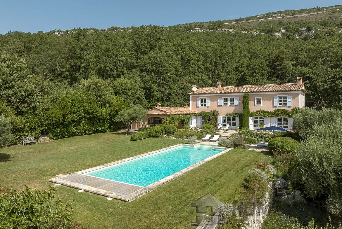 Villa/House For Sale in St Vallier De Thiey HH15150012