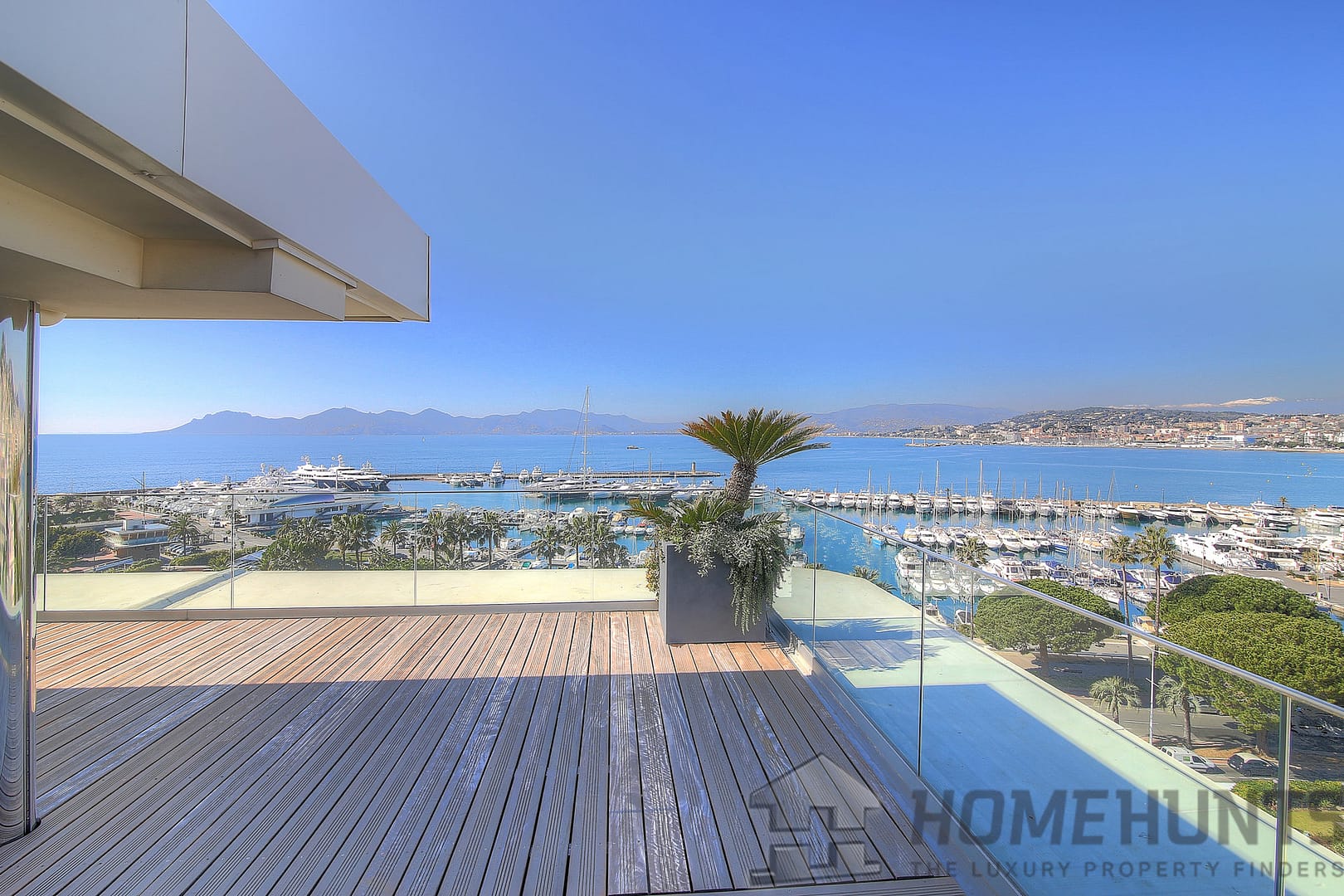 5 Bedroom Apartment in Cannes 4