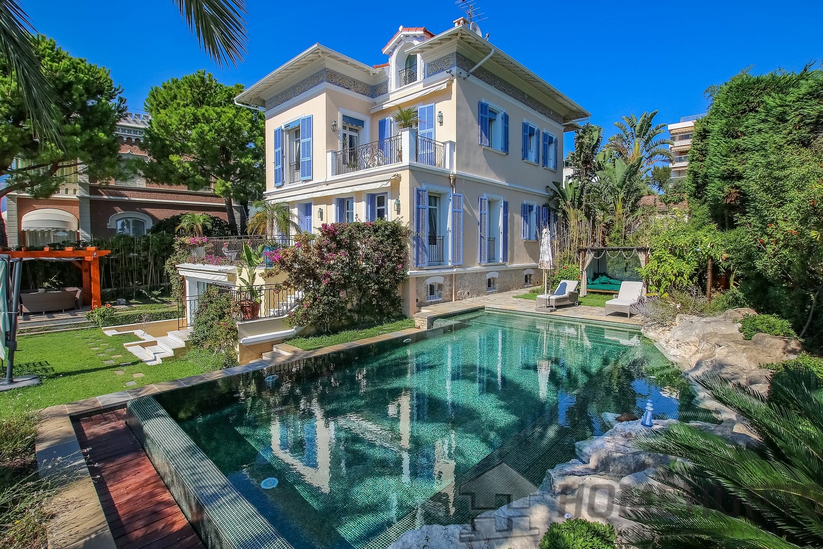 5 Bedroom Villa/House in Cap D Antibes 4