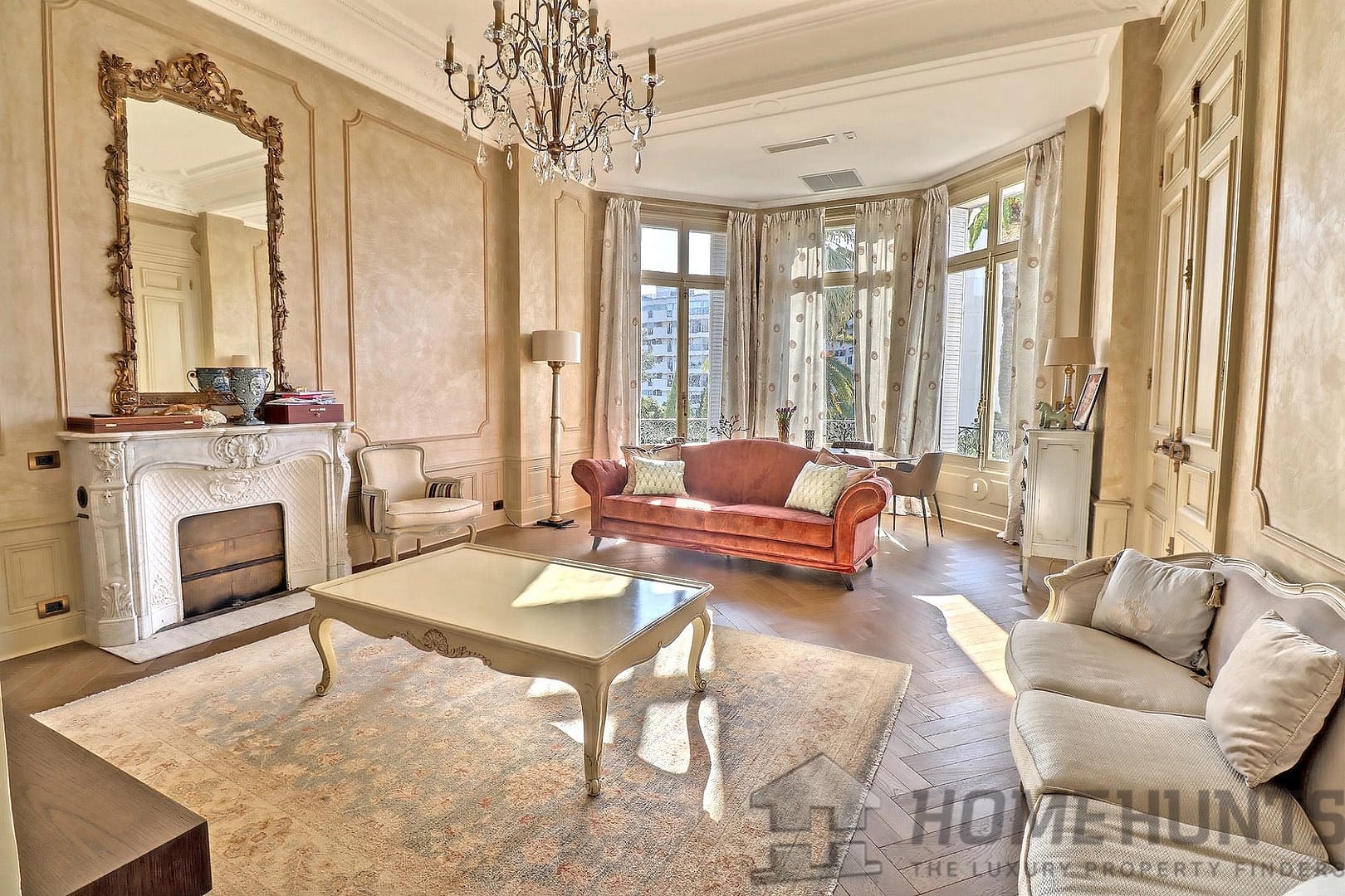 4 Bedroom Apartment in Cannes 11
