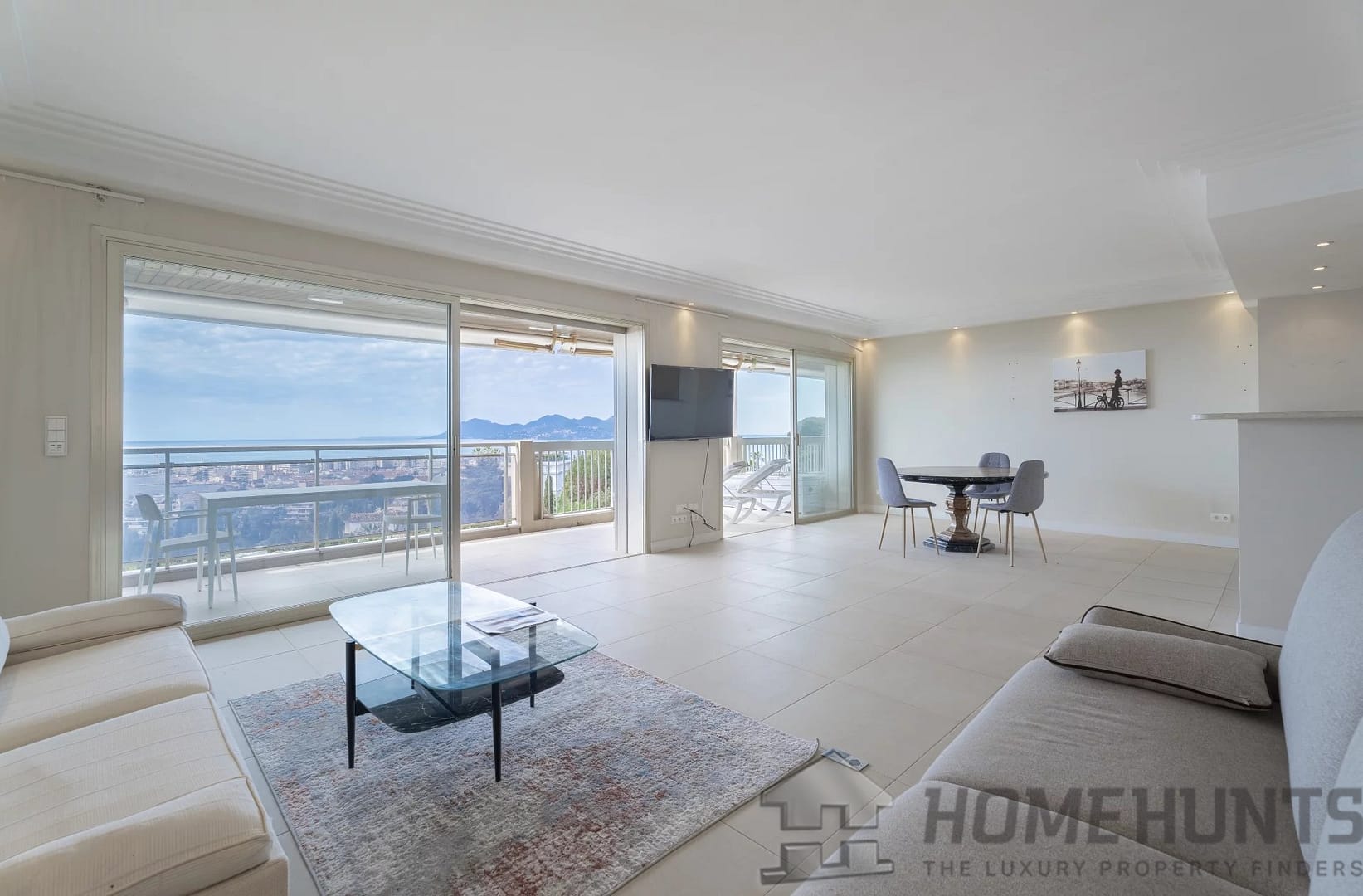 2 Bedroom Apartment in Cannes 13