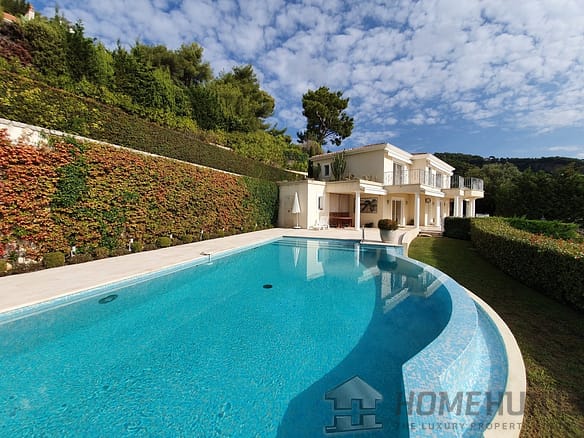 5 Bedroom Villa/House in Roquebrune Cap Martin 34
