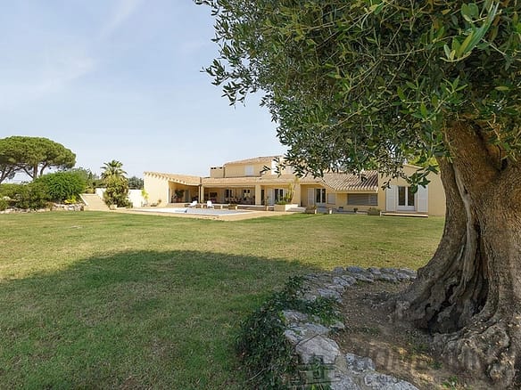 6 Bedroom Villa/House in Perpignan 22