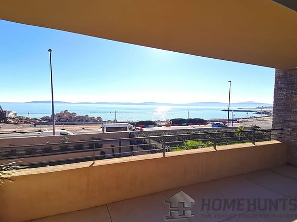 3 Bedroom Apartment in Ste Maxime 18