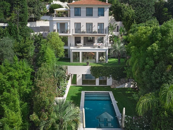 7 Bedroom Villa/House in Le Cannet 16