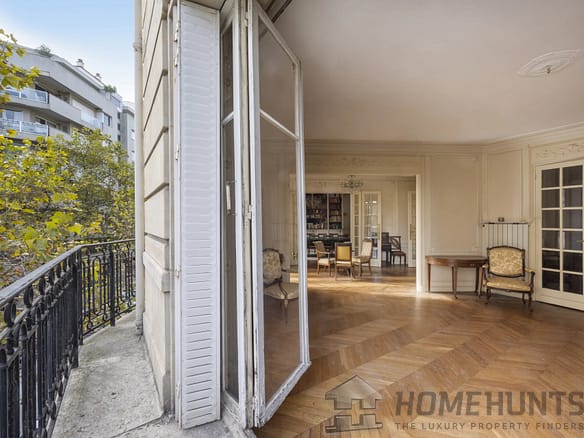 6 Bedroom Apartment in Paris 16th (Trocadéro – Etoile – Passy) 16