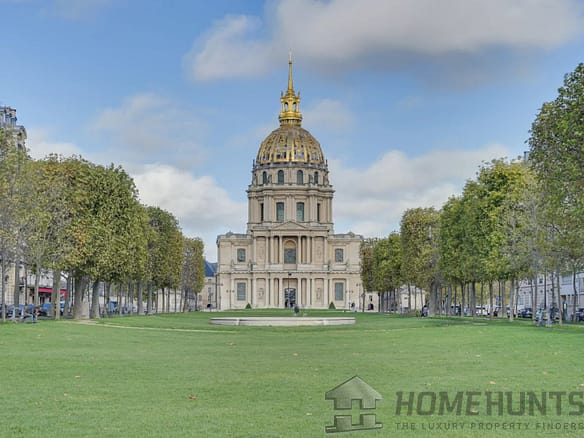 3 Bedroom Apartment in Paris 7th (Invalides, Eiffel Tower, Orsay) 2