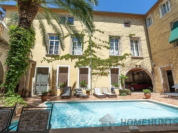 10 Bedroom Villa/House in Narbonne 14