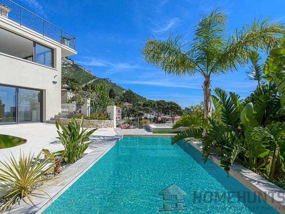 4 Bedroom Villa/House in Toulon 16