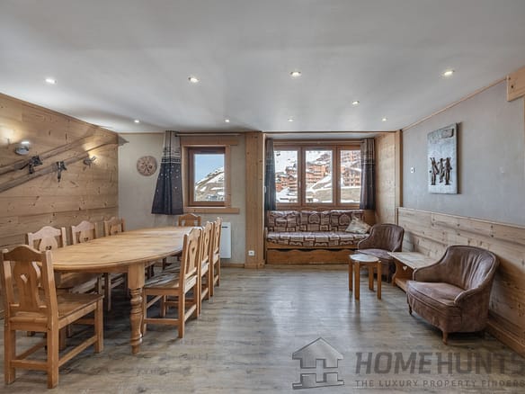 5 Bedroom Apartment in Val Thorens 2