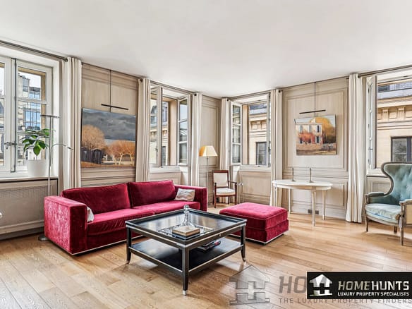 1 Bedroom Apartment in Paris 8th (Golden Triangle - Parc Monceau) 36