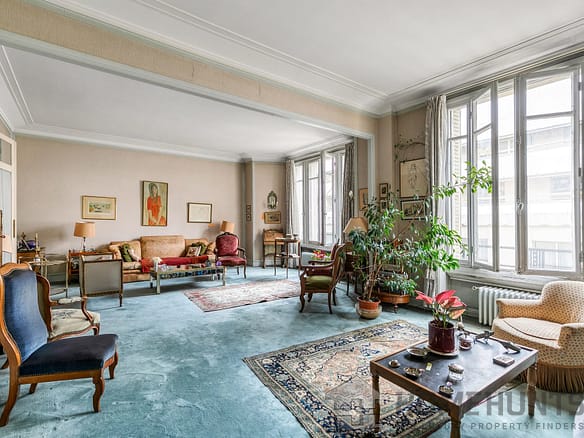 5 Bedroom Apartment in Paris 6th (Saint Germain des Prés – Luxembourg) 12