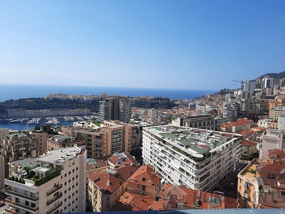 2 Bedroom Apartment in Monaco 12