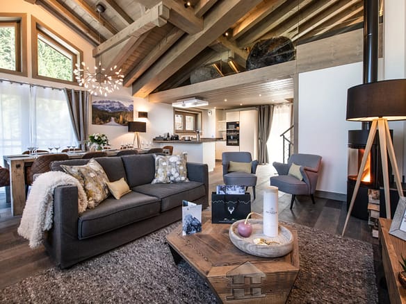 5 Bedroom Apartment in Courchevel 24