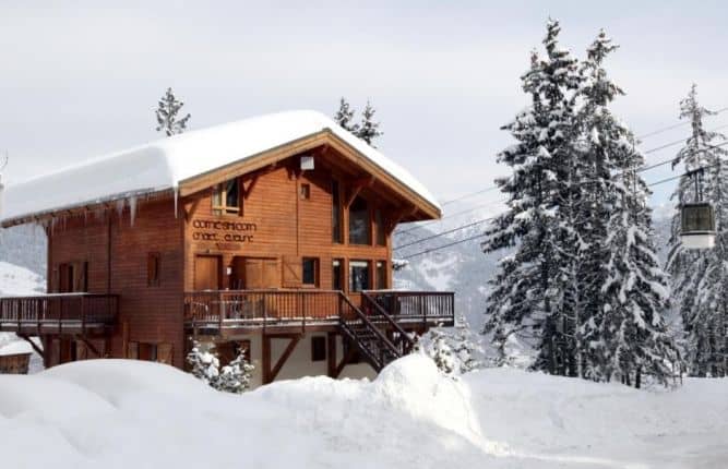 7 of the Best Luxury Ski Resorts in France and Switzerland 1