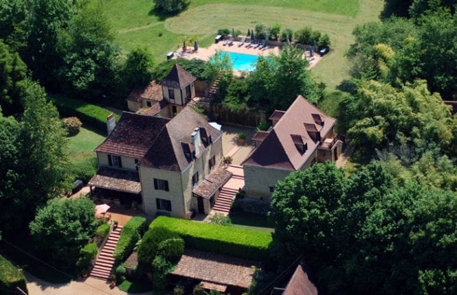 Lifting the curtains on Dordogne’s hottest properties 1