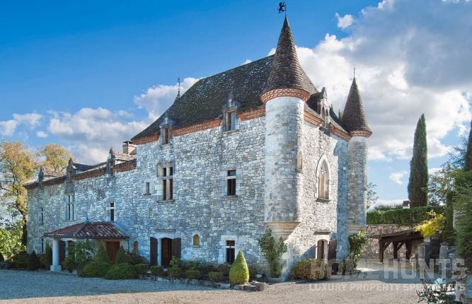 5 Stunning Properties for Sale in South West France 2