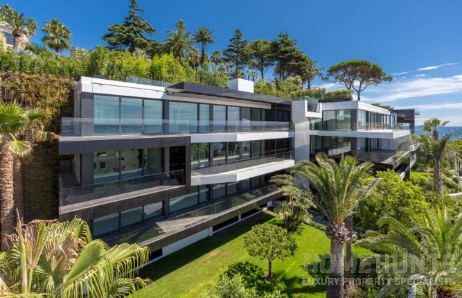 5 of the Most Stunningly Designed Luxury Properties For Sale in France 4