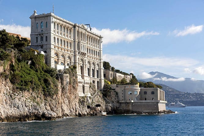 Pearls by the Sea: The French Riviera's Most Beautiful Buildings 6