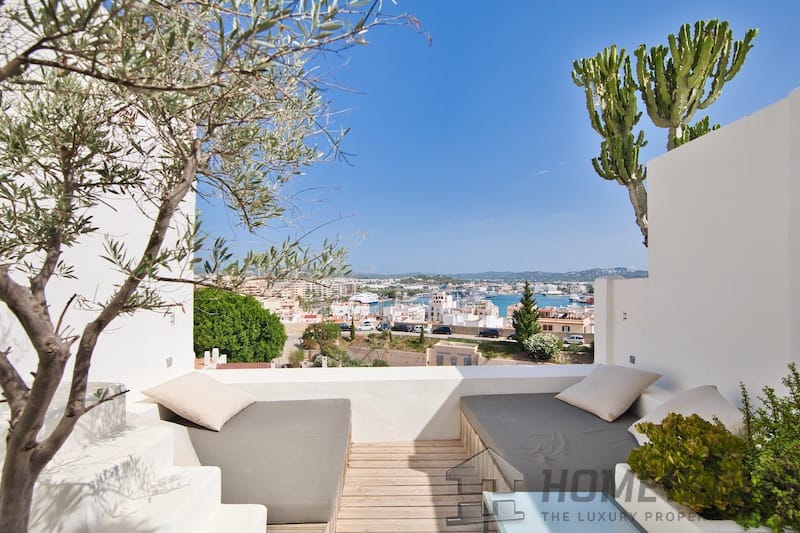 2 Bedroom Villa/House in Ibiza 10