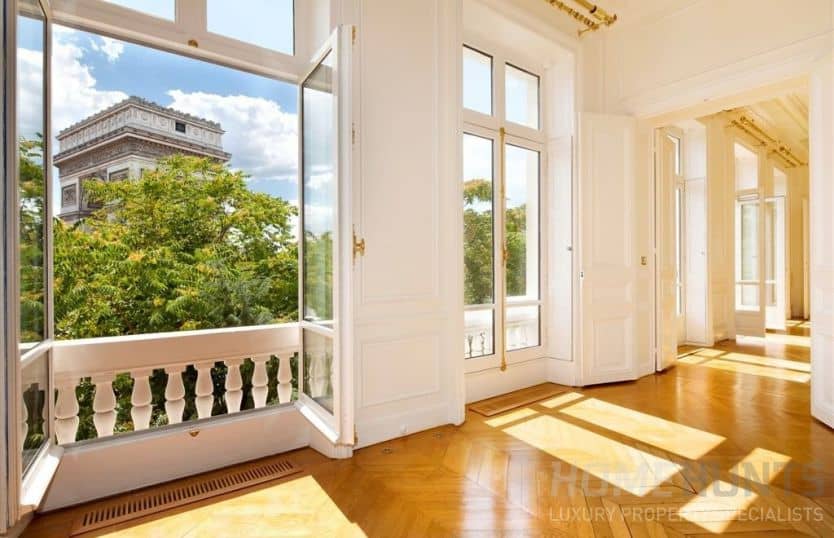 5 Must See Luxury Paris Apartments That Are Fit For a King 5