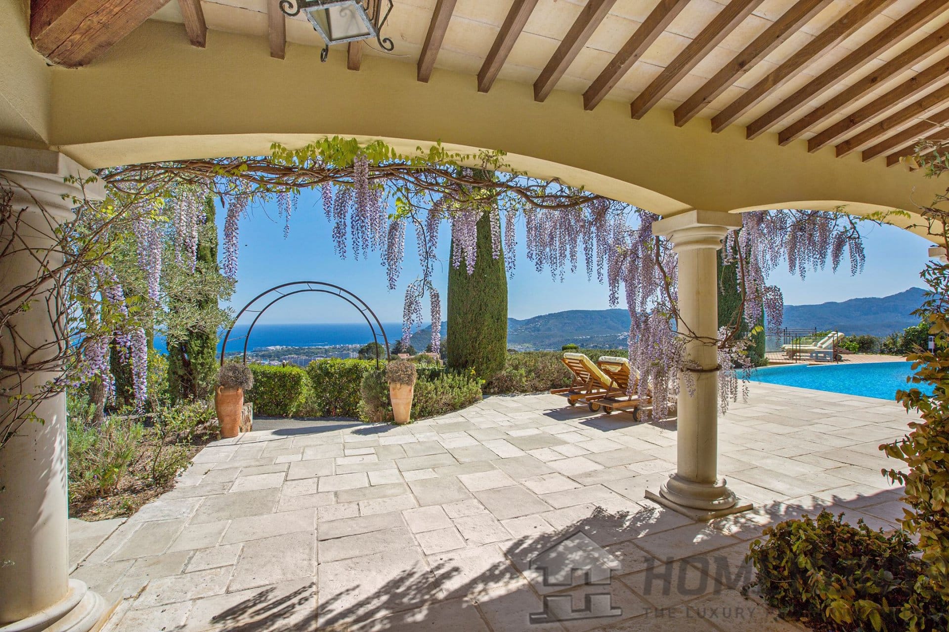 Villa/House For Sale in Mandelieu La Napoule HH14554615