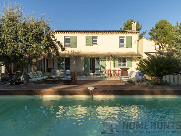 4 Bedroom Villa/House in Ceyreste 9