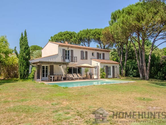 4 Bedroom Villa/House in Grimaud 3